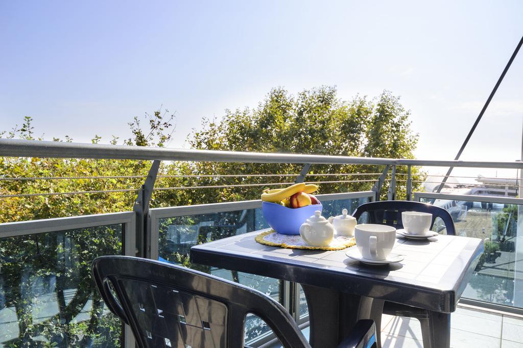 Sunbeach Apartments Lignano Sabbiadoro Ngoại thất bức ảnh